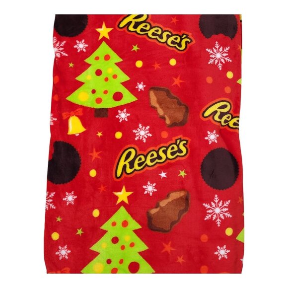 ReeseS Christmas Oversized Plush Throw Blanket 60" X 70" Holiday Decor - Picture 2 of 9